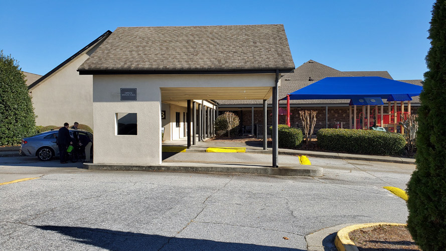 Snellville Methodist Entrance from rear parking lot